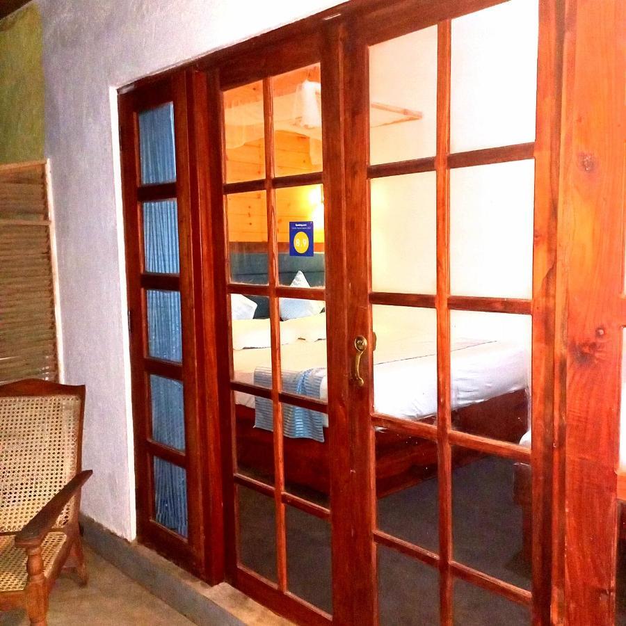 Ella Foret Accommodation Luaran gambar