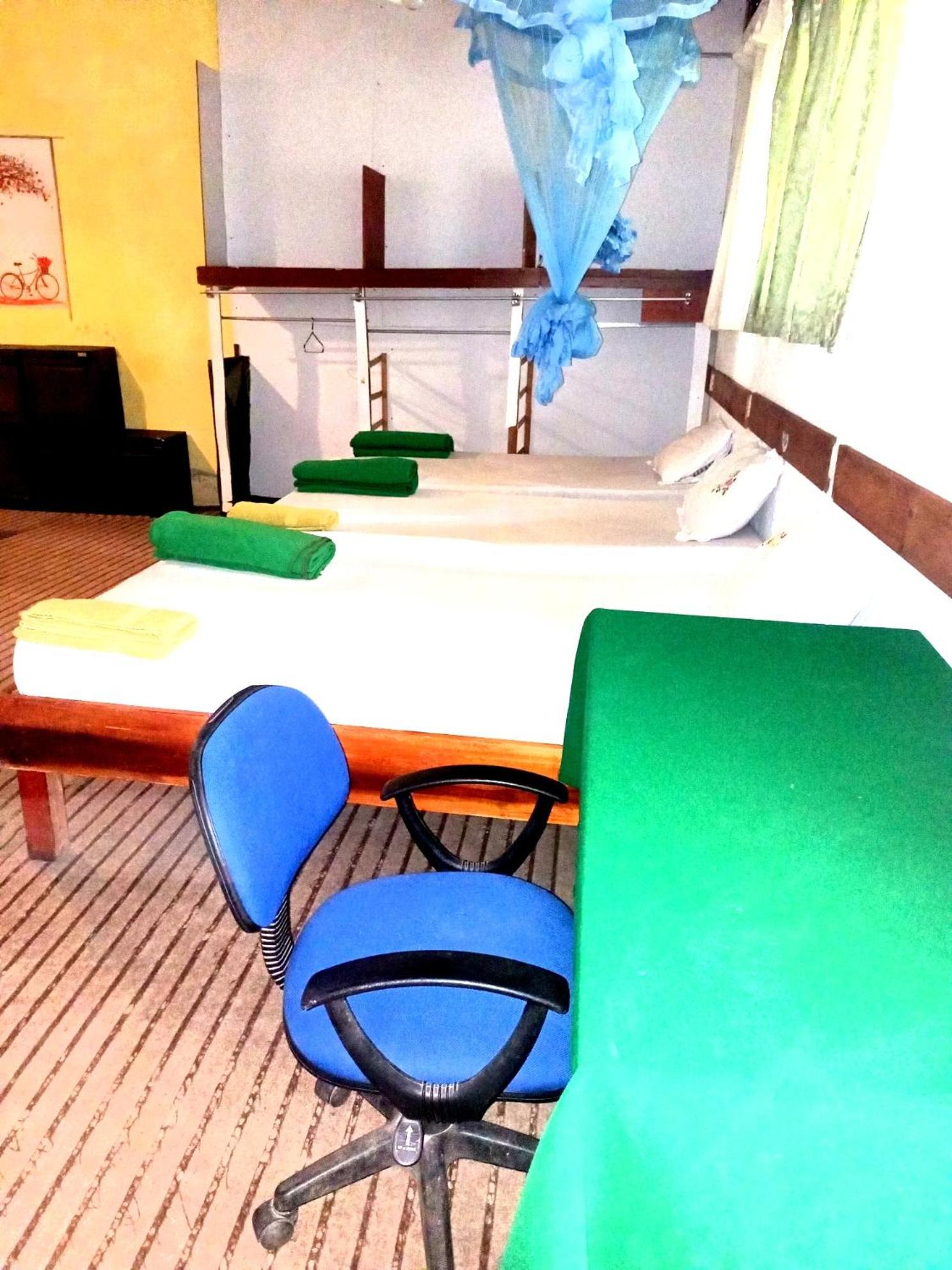 Ella Foret Accommodation Luaran gambar